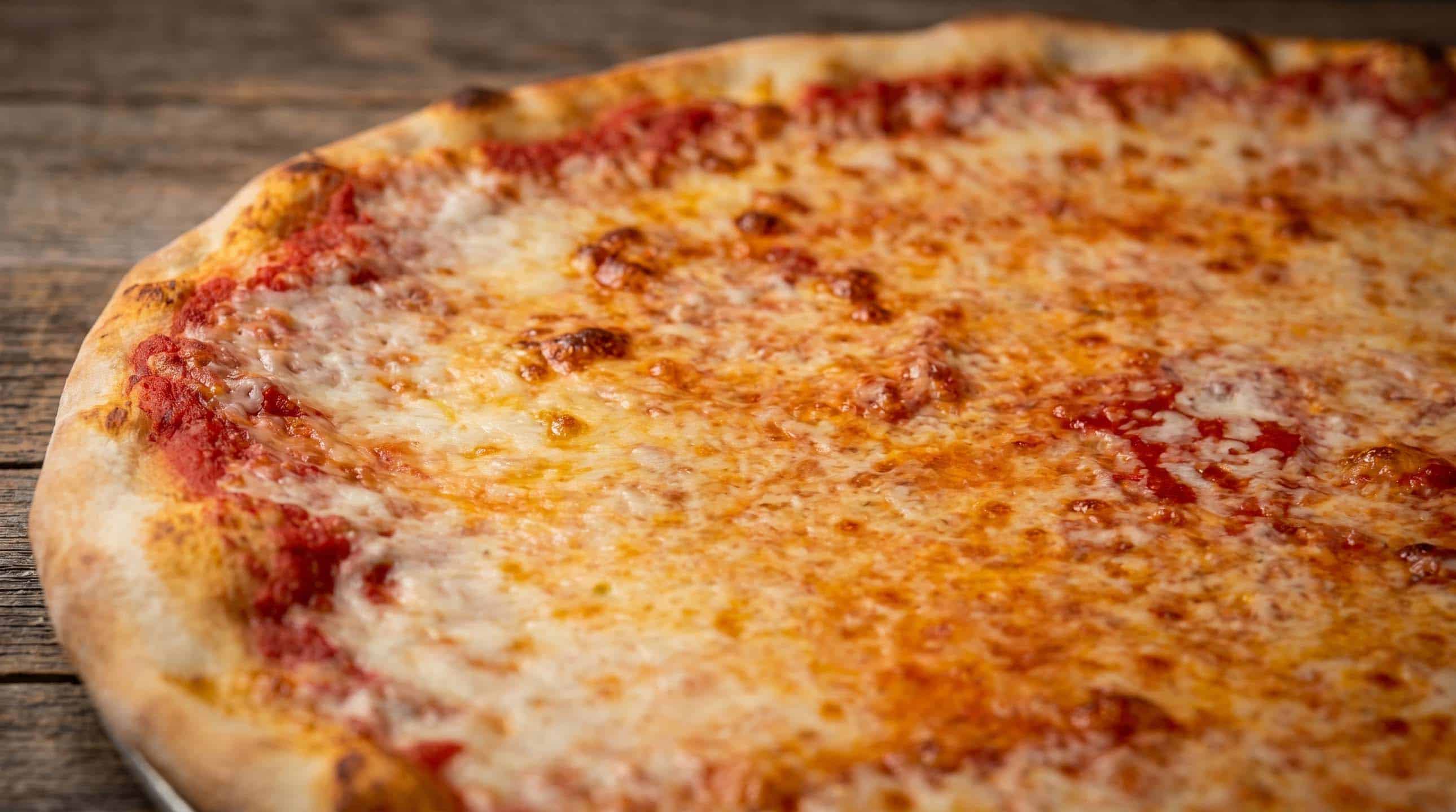 Classic New Jersey cheese pizza delivered to Keansburg